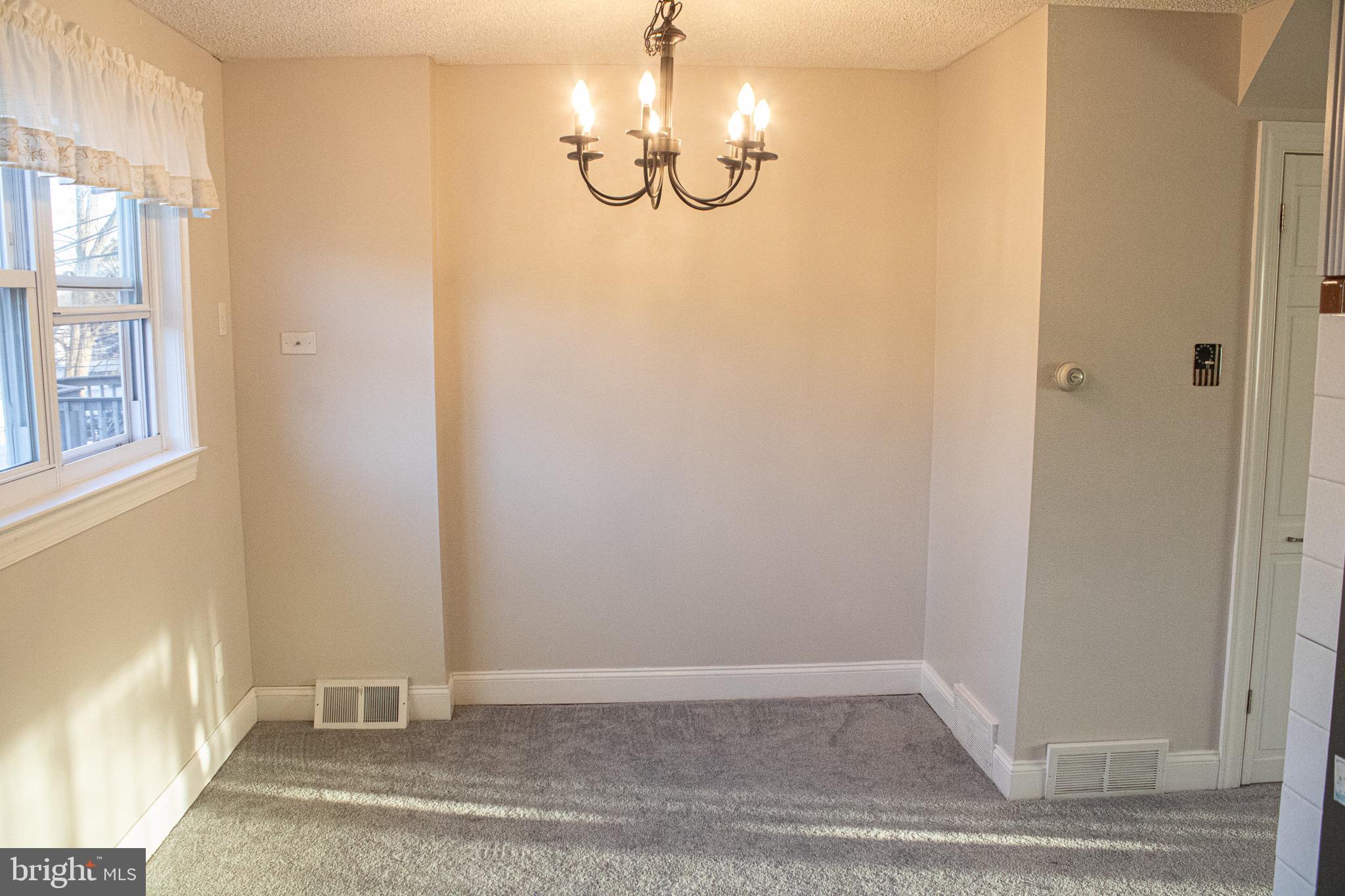 3103 Morning Glory Road Philadelphia, PA 19154 - Photo 8 of 25 Gallery Image 8