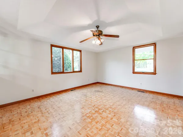 $629,999 | 528 Johnson Dairy Road, Mooresville, NC 28115