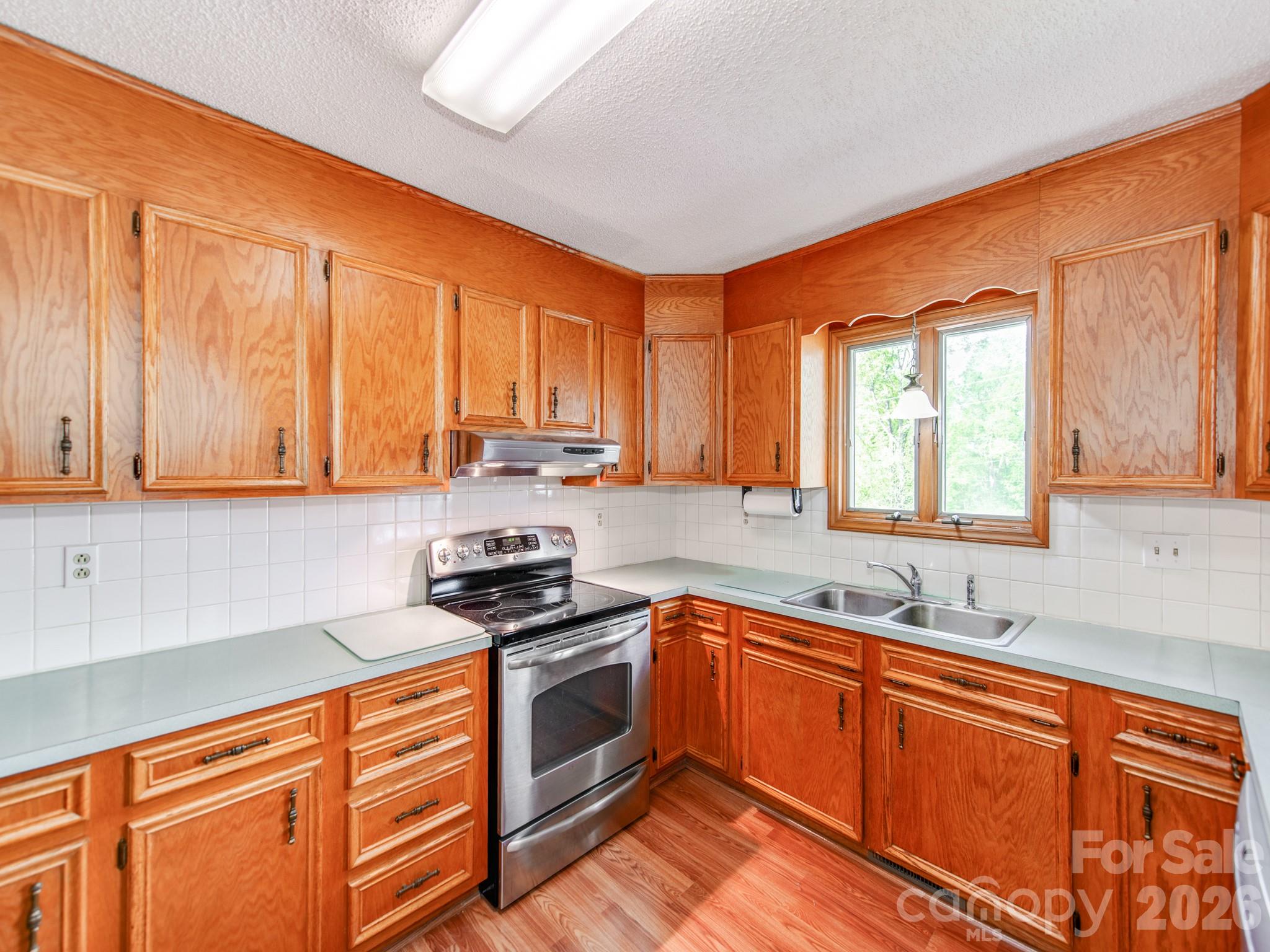 528 Johnson Dairy Road Mooresville, NC 28115 - Photo 13 of 47