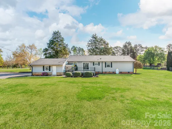 $629,999 | 528 Johnson Dairy Road, Mooresville, NC 28115