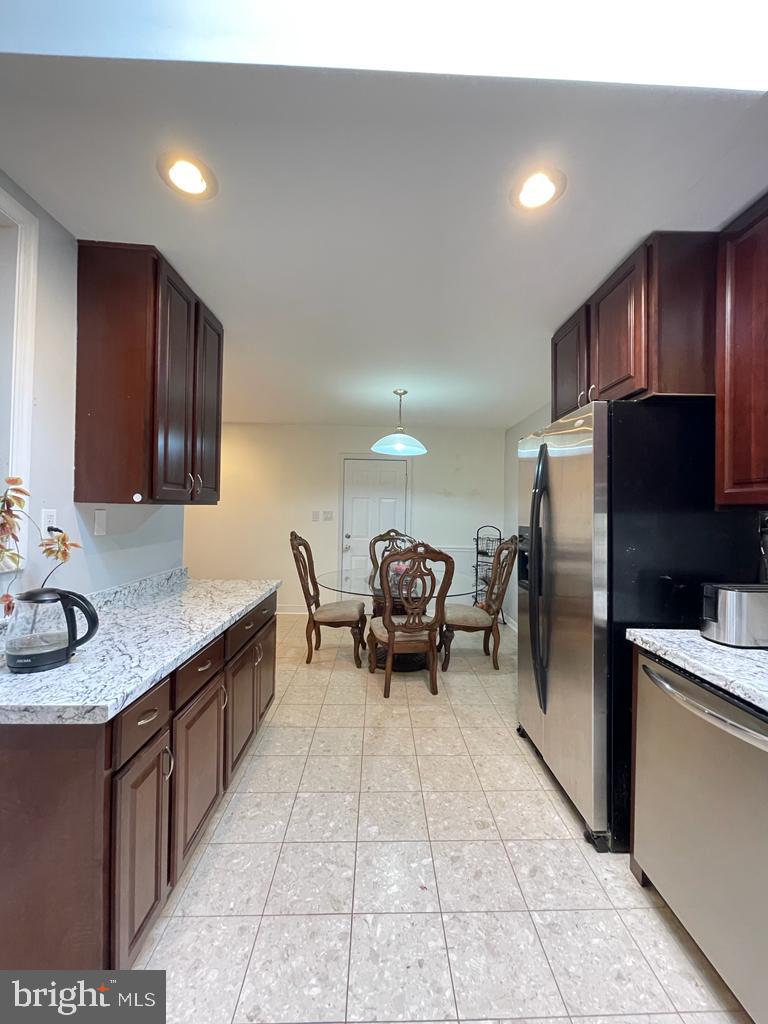 8324 Telegraph Road Lorton, VA 22079 - Photo 16 of 34 Gallery Image 16