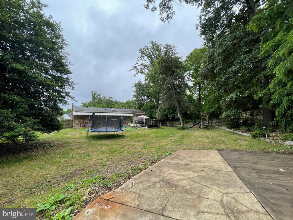 8324 Telegraph Road Lorton, VA 22079 - Photo 10 of 34 Gallery Image 10