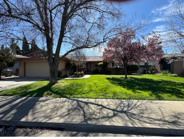 $459,000 | 1043 Adams Avenue, Los Banos, CA 93635