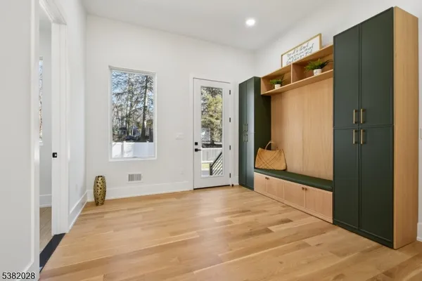 $3,999,999 | 19 Highlander Drive, Scotch Plains, NJ 07076