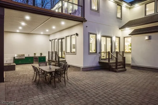 $3,999,999 | 19 Highlander Drive, Scotch Plains, NJ 07076