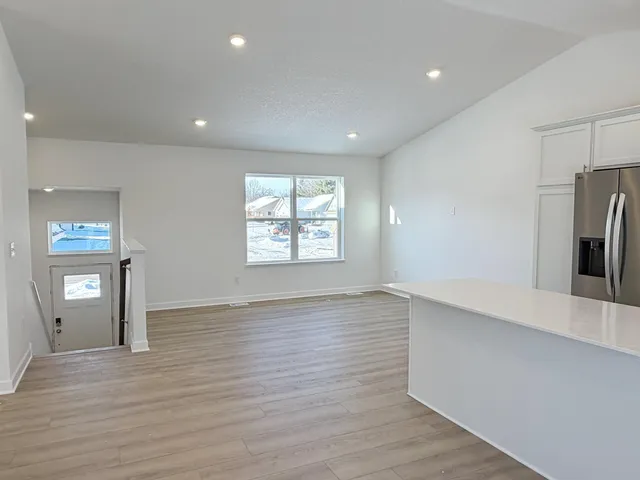 $349,750 | 26669 8th Street West, Zimmerman, MN 55398