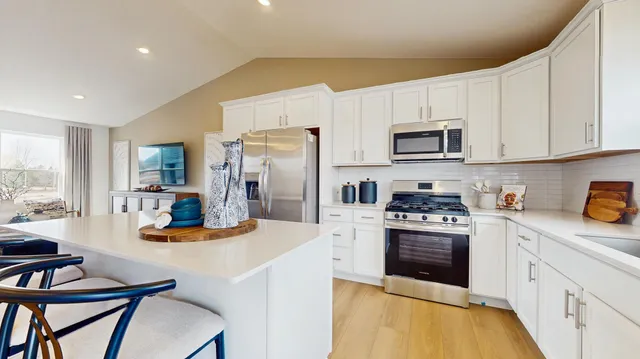 $349,750 | 26669 8th Street West, Zimmerman, MN 55398