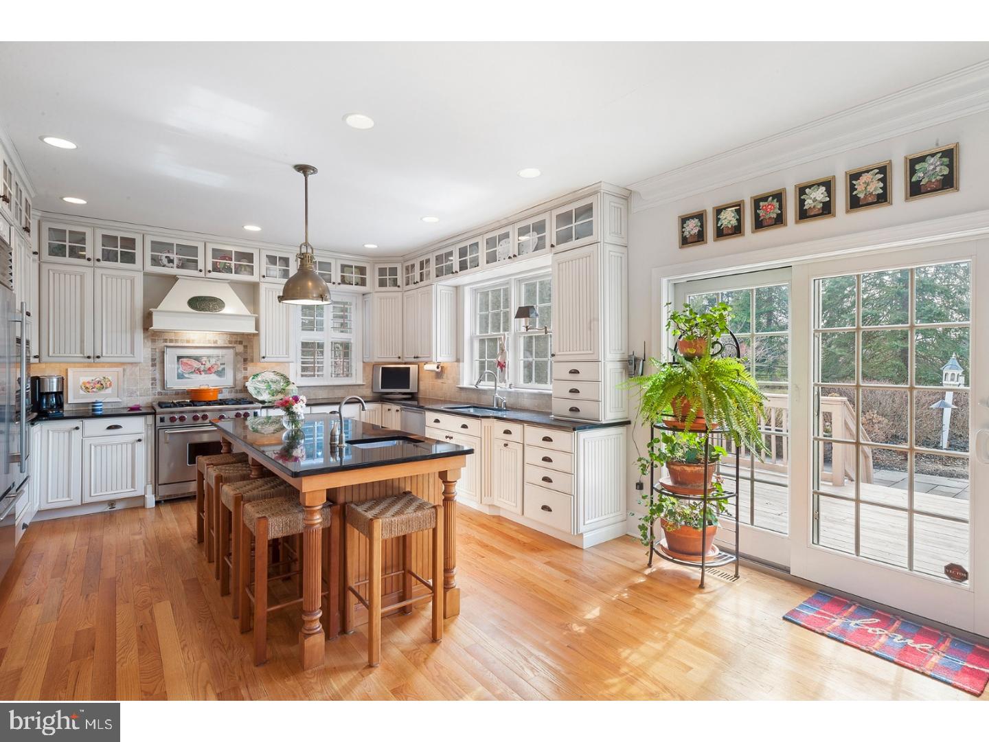 426 Old Lancaster Road Berwyn, PA 19312 - Photo 8 of 25 Gallery Image 8