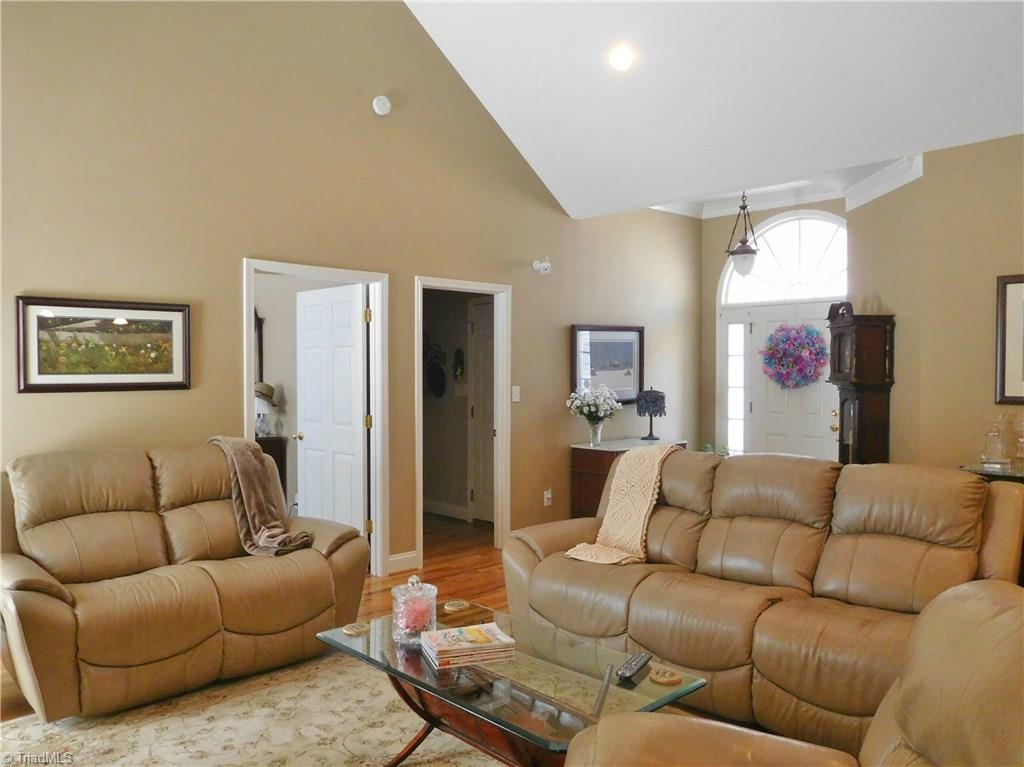 2472 Riverside Drive Lexington, NC 27292 - Photo 9 of 26 Gallery Image 9