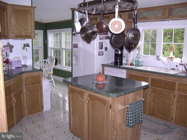 3680 Elizabethtown Road Manheim, PA 17545 - Photo 8 of 29