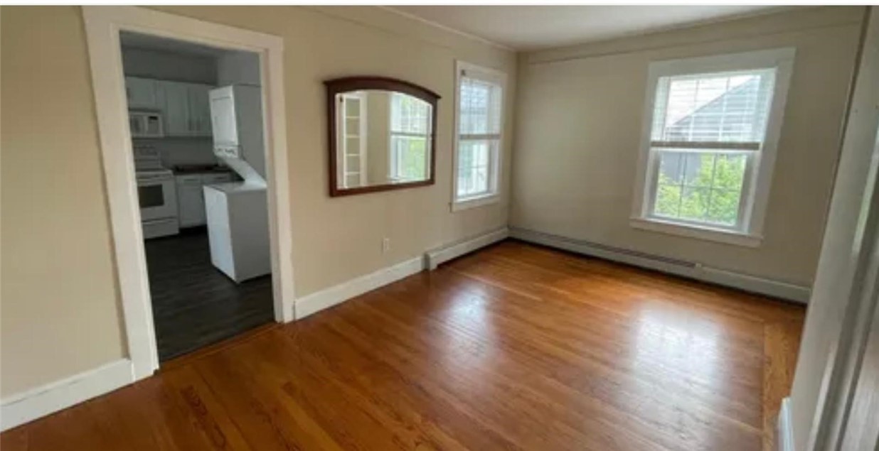 7 Bridge Street, Unit C Newport, RI 02840 - Photo 7 of 10