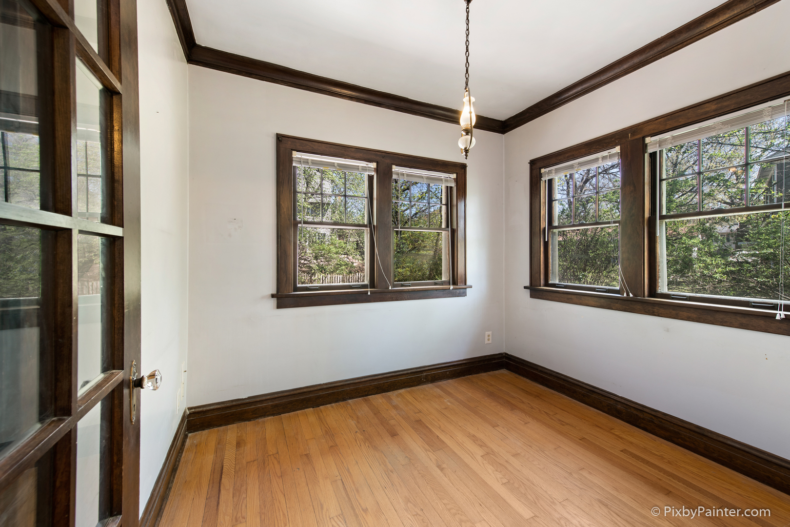 1824 Riverside Avenue St. Charles, IL 60174 - Photo 13 of 32 Gallery Image 13
