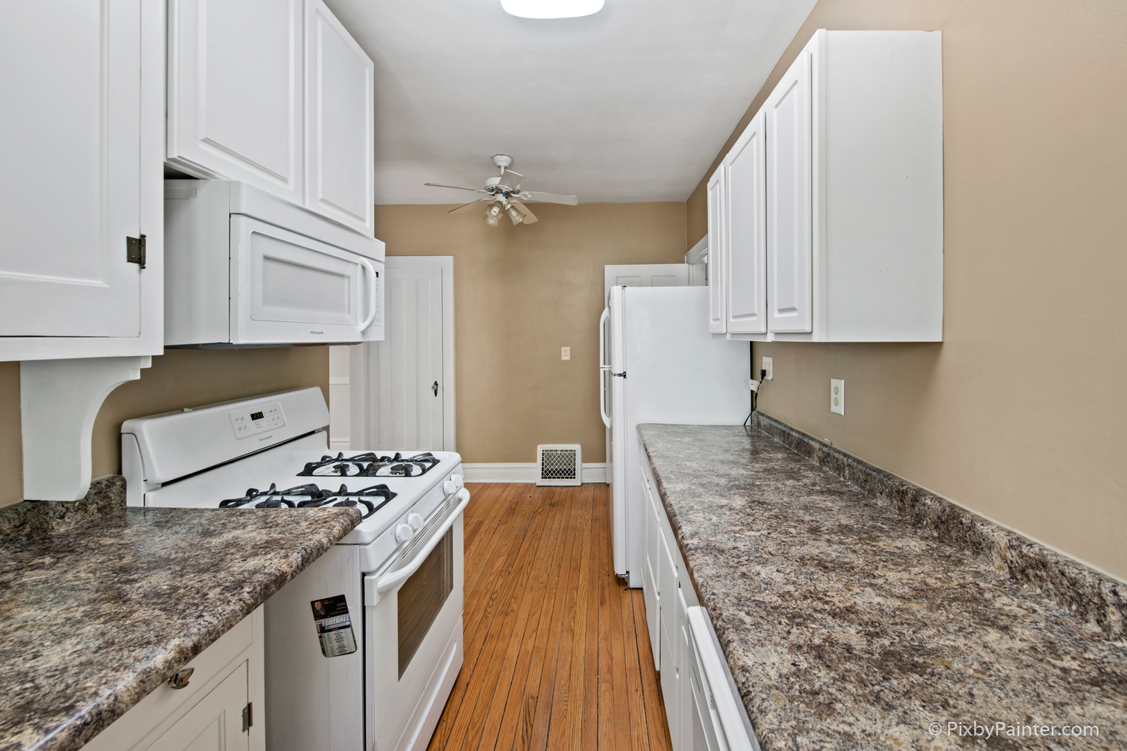 1824 Riverside Avenue St. Charles, IL 60174 - Photo 23 of 32 Gallery Image 23