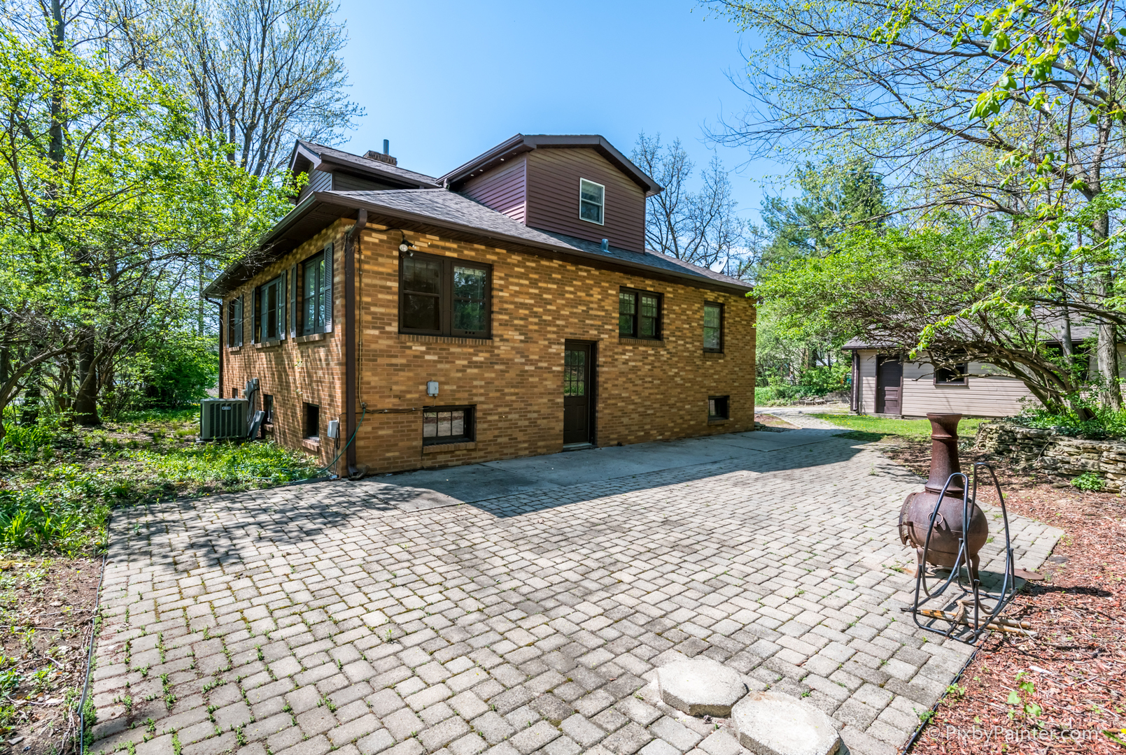 1824 Riverside Avenue St. Charles, IL 60174 - Photo 27 of 32 Gallery Image 27