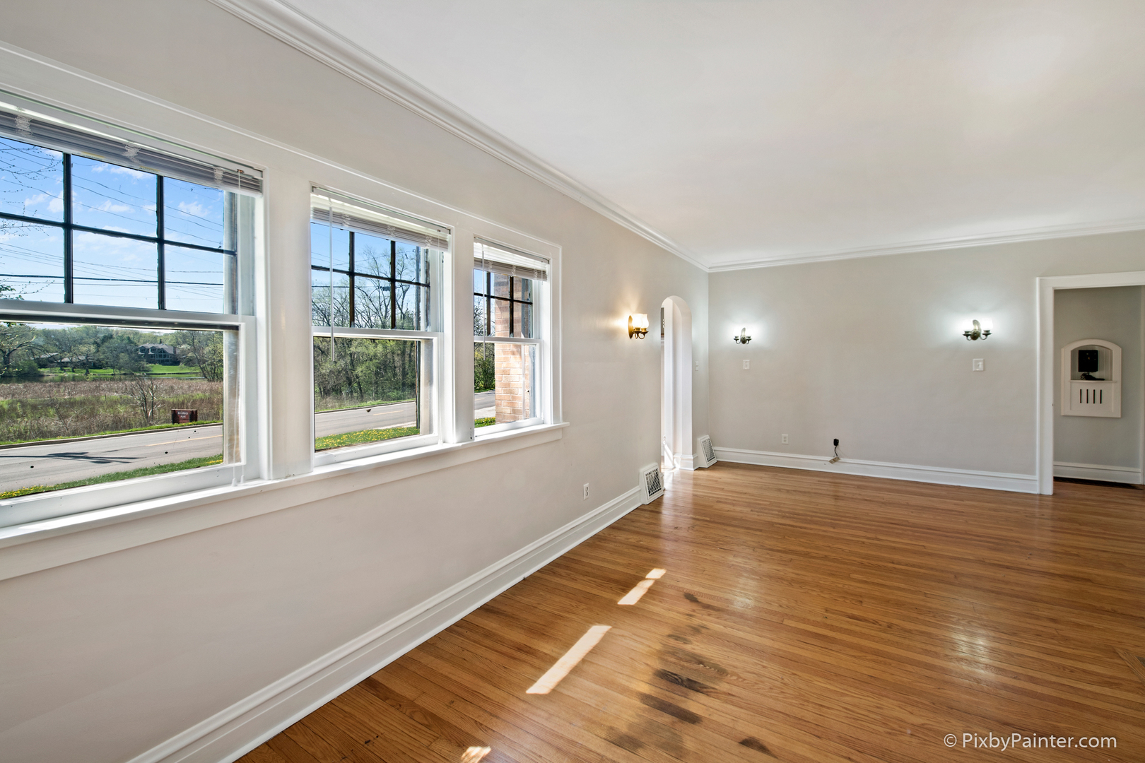 1824 Riverside Avenue St. Charles, IL 60174 - Photo 8 of 32 Gallery Image 8