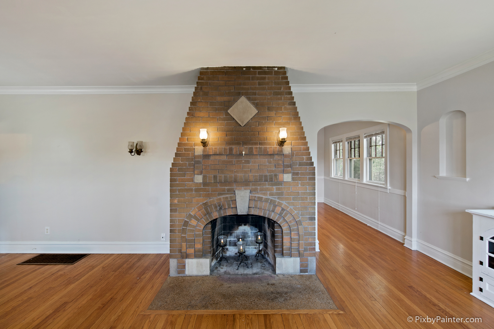 1824 Riverside Avenue St. Charles, IL 60174 - Photo 10 of 32 Gallery Image 10