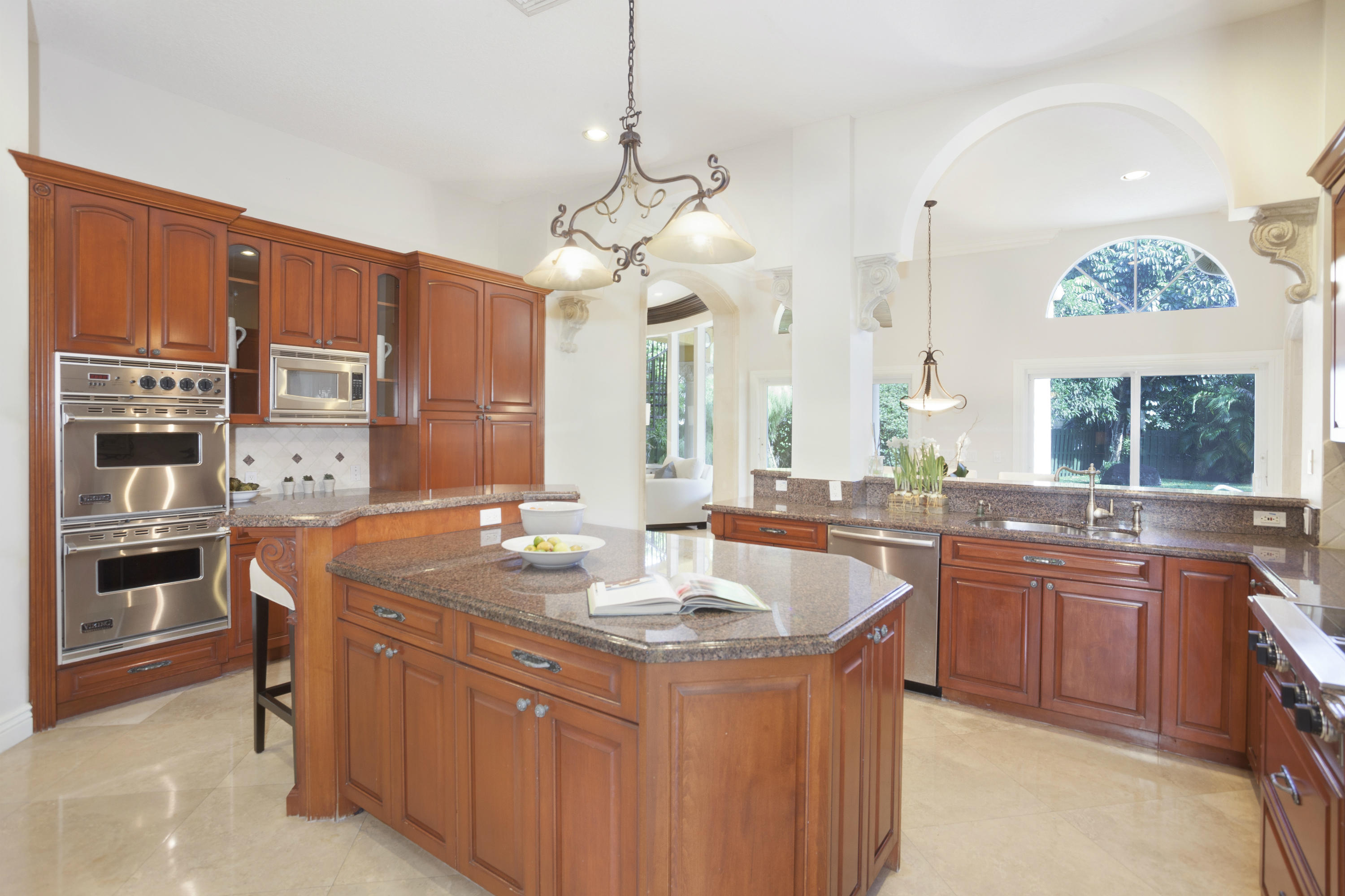630 Northwest 8th Avenue Boca Raton, FL 33486 - Photo 5 of 18 131 - Kitchen