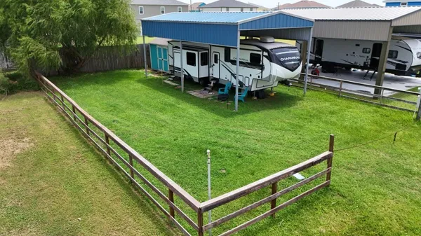 $212,000 | 994 Mary Ann, Crystal Beach, TX 77650