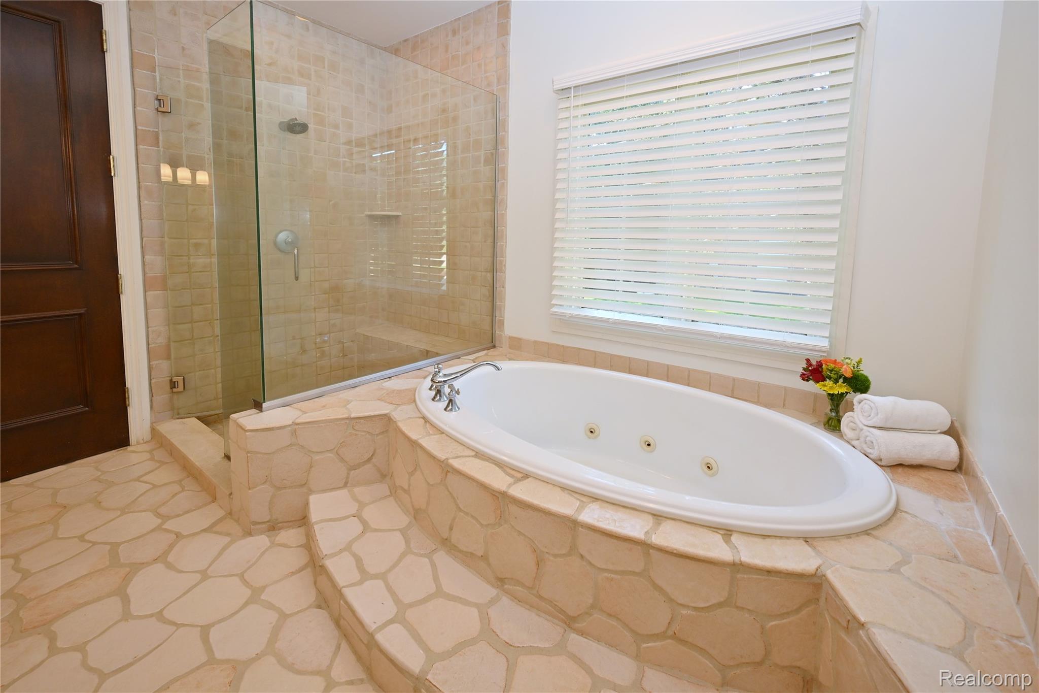 4929 Crestone Way Rochester, MI 48306 - Photo 27 of 60 4929 Crestone Way_25.JPG