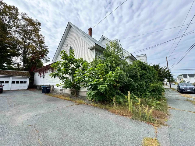 $549,000 | 25 Green Street, Lebanon, NH 03766