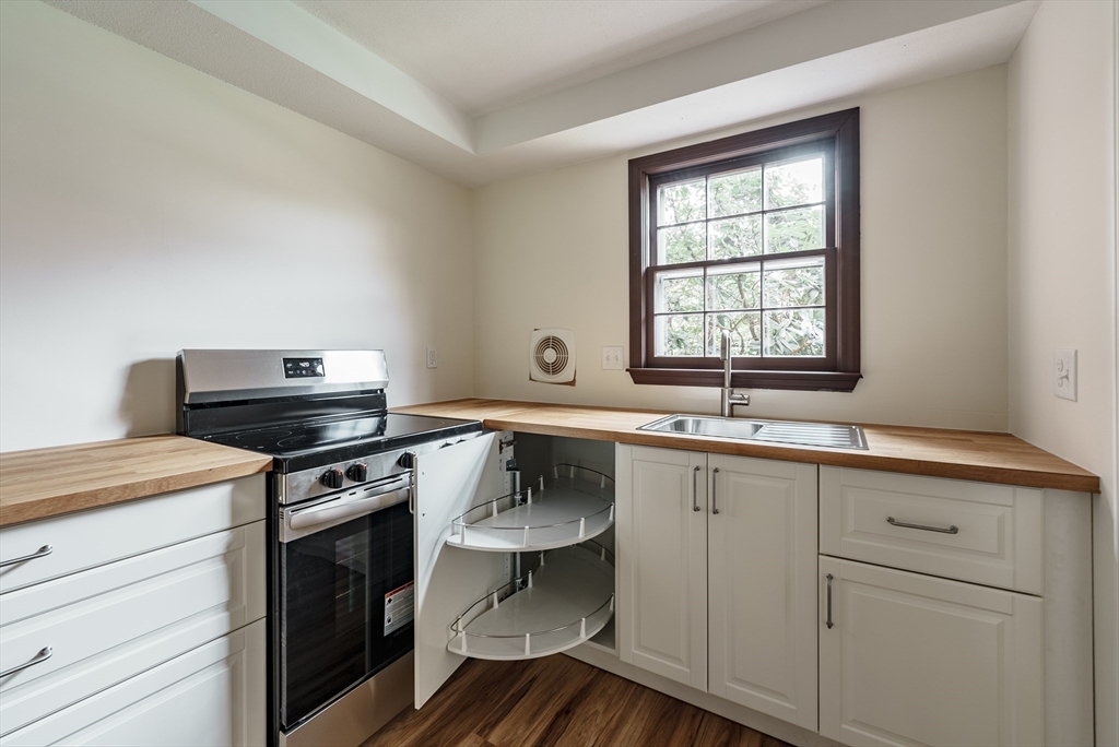 540 Granby Road, Unit 69 South Hadley, MA 01075 - Photo 28 of 29 Gallery Image 28