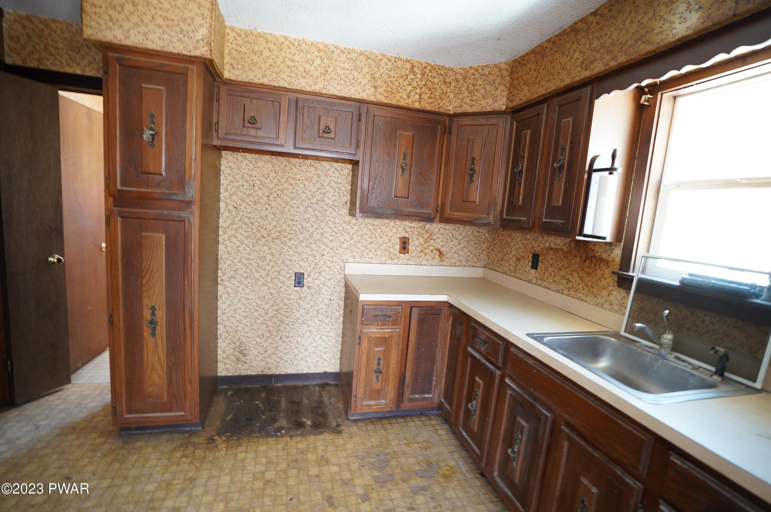 70 Hummingbird Lane Hawley, PA 18428 - Photo 12 of 23 DSC03765