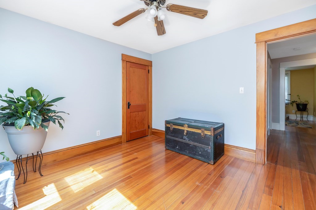 919 Wilbraham Road Springfield, MA 01109 - Photo 19 of 39