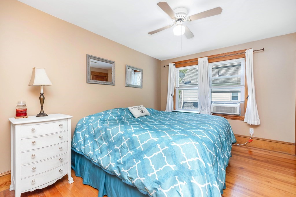 919 Wilbraham Road Springfield, MA 01109 - Photo 20 of 39
