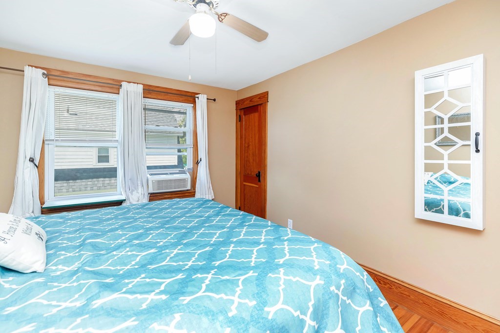 919 Wilbraham Road Springfield, MA 01109 - Photo 21 of 39