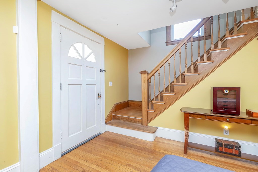 919 Wilbraham Road Springfield, MA 01109 - Photo 6 of 39