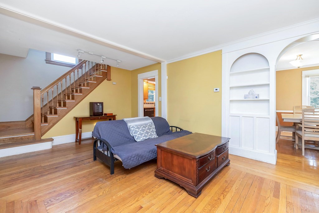 919 Wilbraham Road Springfield, MA 01109 - Photo 9 of 39
