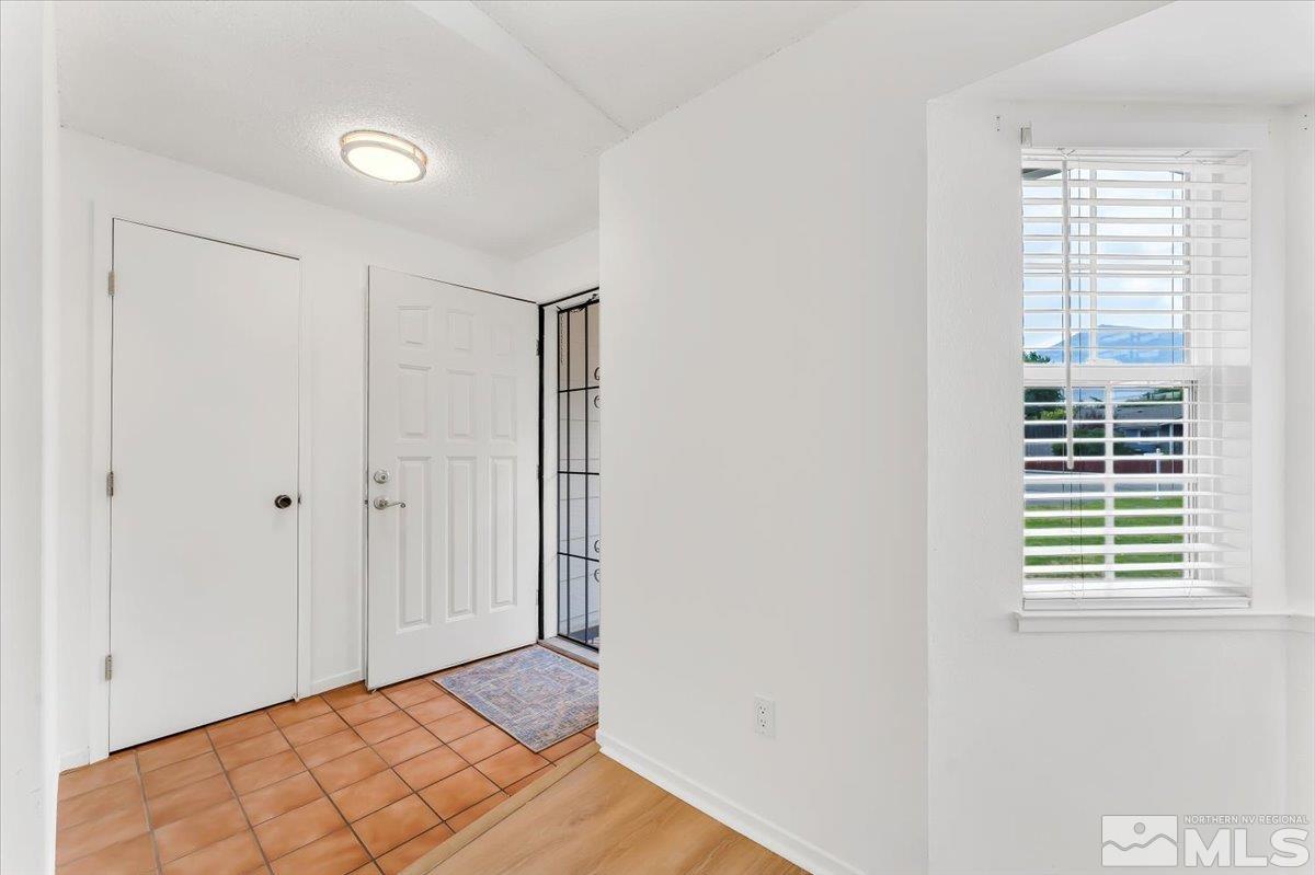 8684 Strutter Way Reno, NV 89506 - Photo 4 of 28 Photo 4