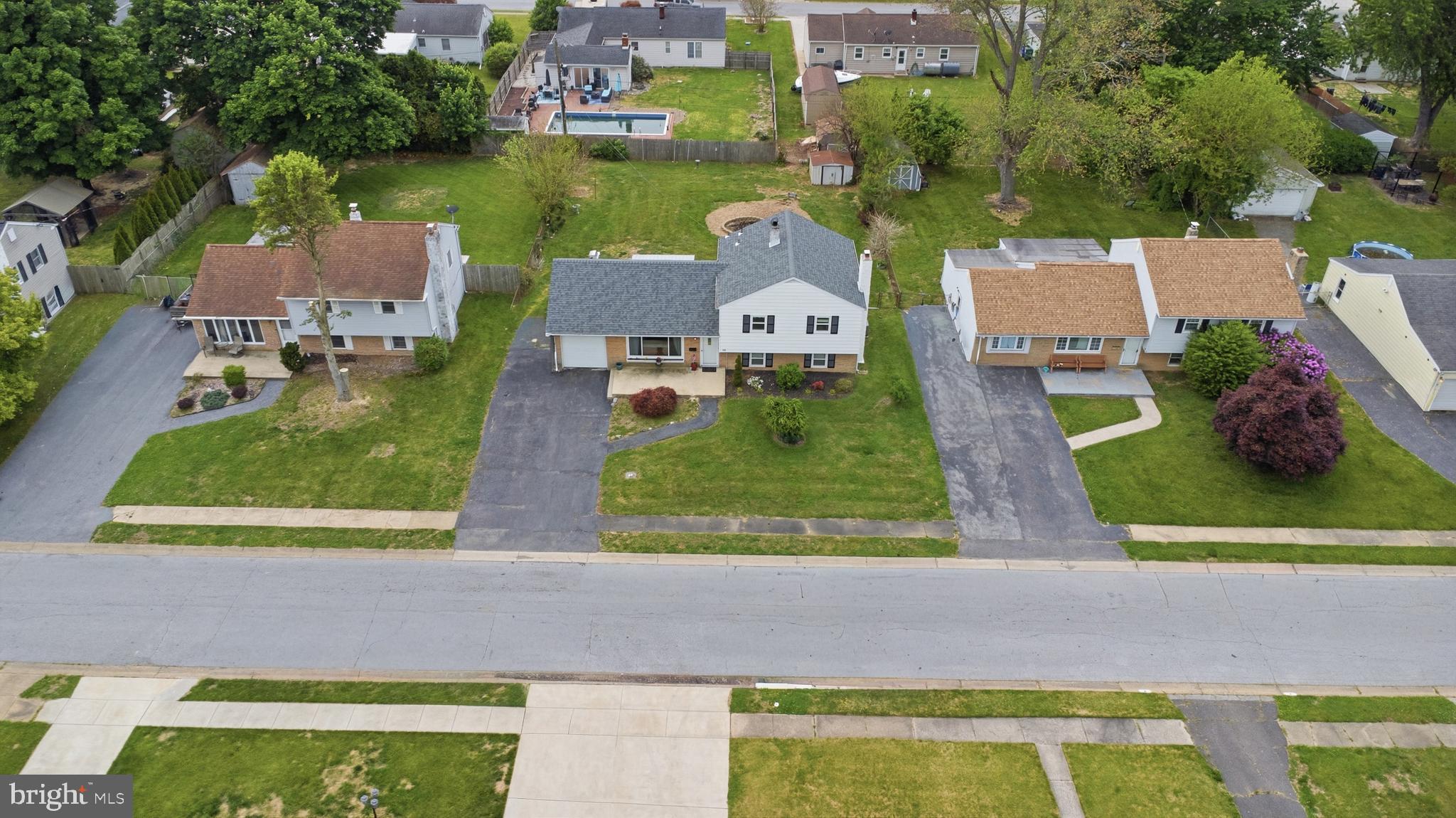 10 Darwin Road Newark, DE 19702 - Photo 44 of 52 Front of home - Aerial View