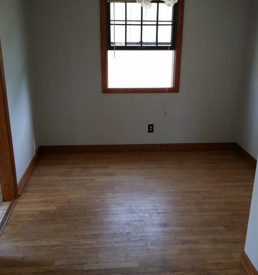 11519 Vienna Road Montrose, MI 48457 - Photo 9 of 41 21441985-8.JPG