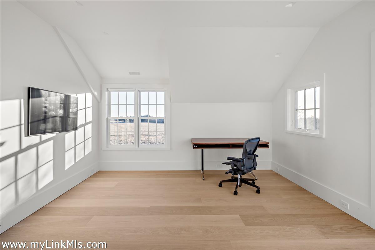 146 Quenames Road Chilmark, MA 02535 - Photo 29 of 77 The Farmhouse Second Bedroom
