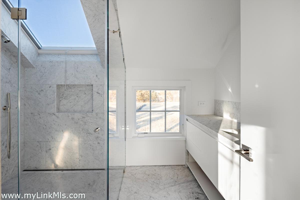 146 Quenames Road Chilmark, MA 02535 - Photo 31 of 77 The Farmhouse Second Bedroom Ensuite Bathroom