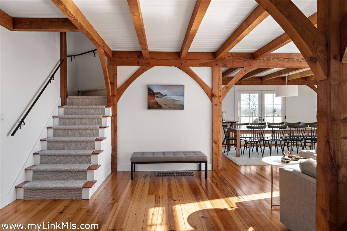 146 Quenames Road Chilmark, MA 02535 - Photo 42 of 77 The Guest House Entryway