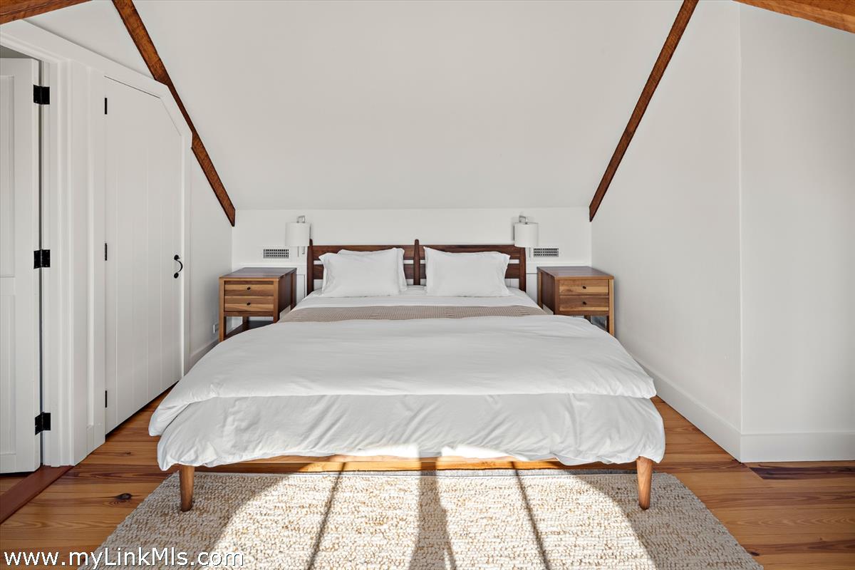 146 Quenames Road Chilmark, MA 02535 - Photo 61 of 77 Guest House third floor Primary Bedroom