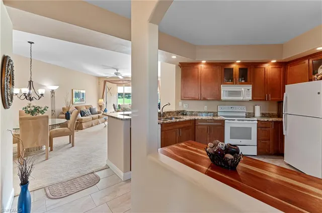 $339,900 | 9030 Spring Run Boulevard, Unit 507, Estero, FL 34135