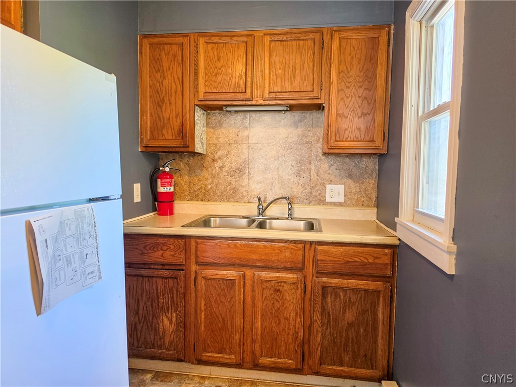 707 West Dominick Street Rome, NY 13440 - Photo 7 of 31 Apt #4