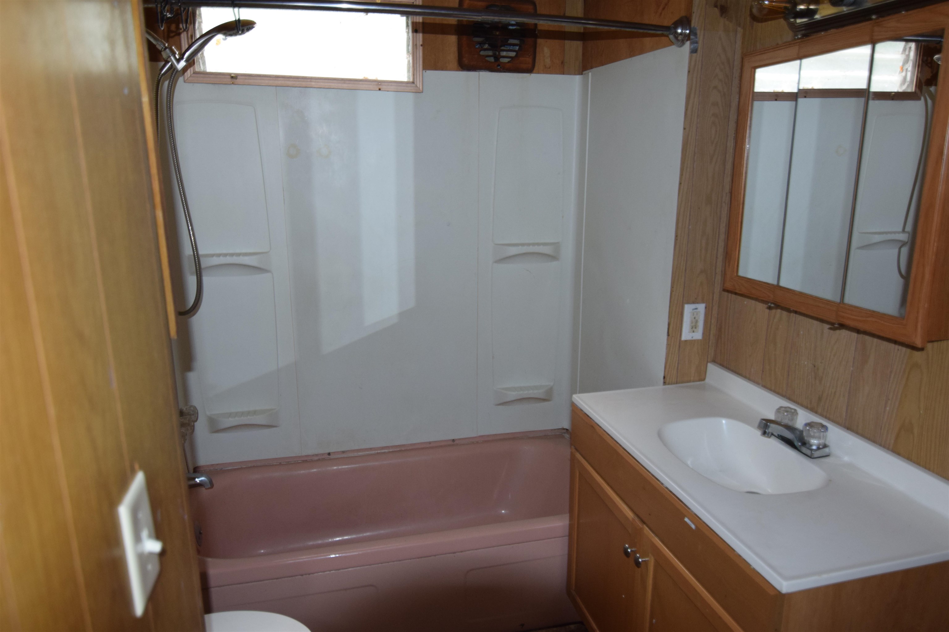 12 4th Street Newport, NH 03773 - Photo 8 of 9