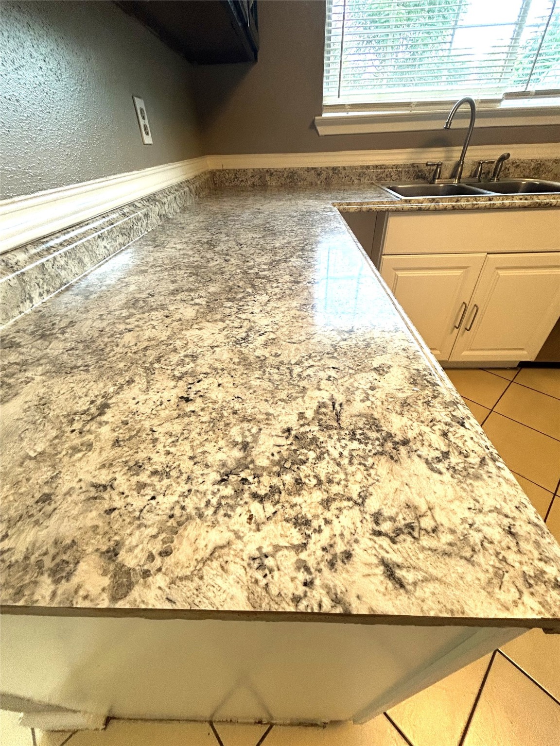 2715 Spring Canyon Court Houston, TX 77067 - Photo 13 of 32