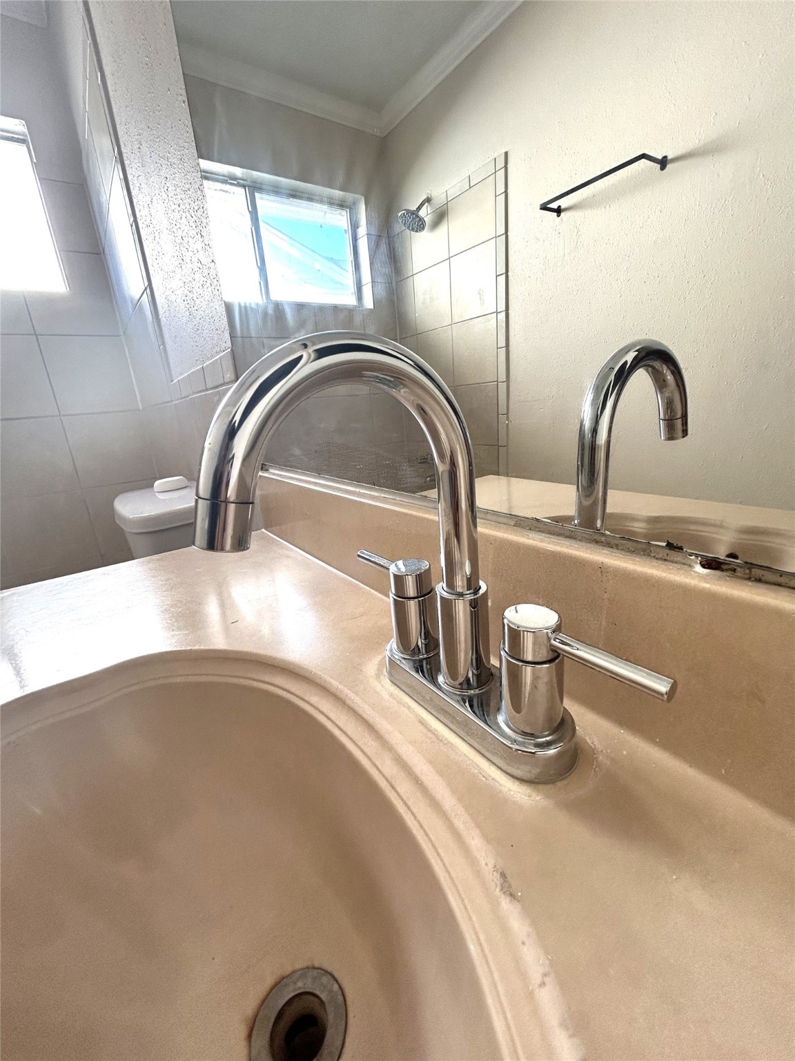 2715 Spring Canyon Court Houston, TX 77067 - Photo 23 of 32 2nd bth