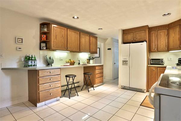 86 Alexander Road Billerica, MA 01821 - Photo 5 of 20 Gallery Image 5