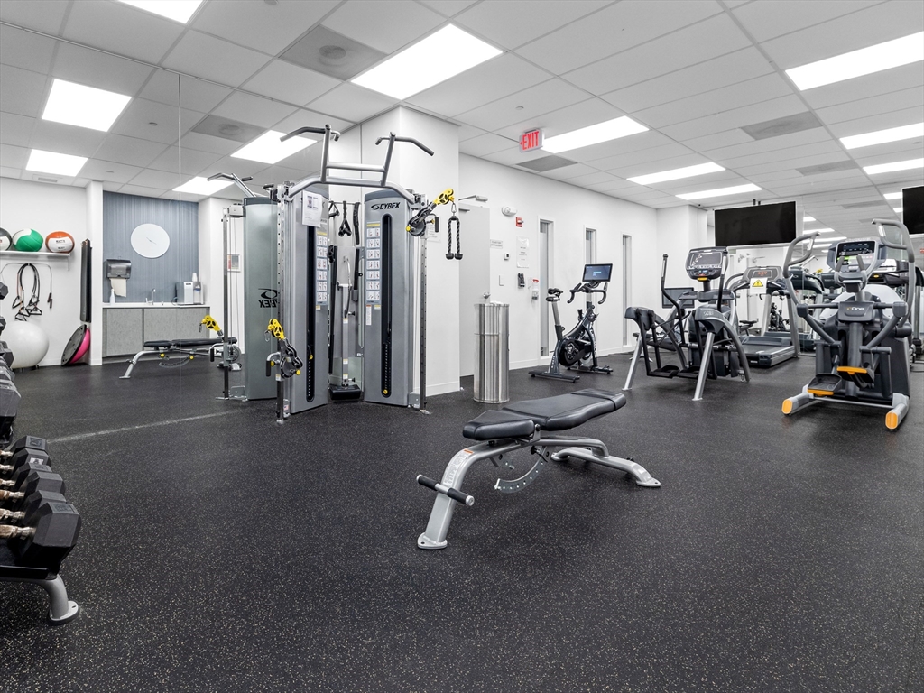 234 Causeway Street, Unit U702 Boston, MA 02114 - Photo 25 of 27 a view of a room with gym equipment