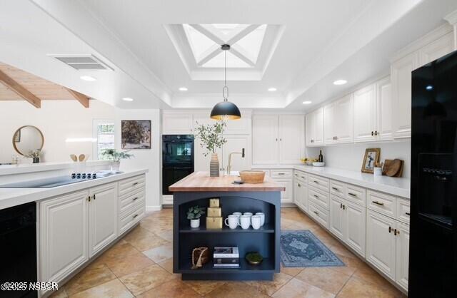 991 College Canyon Road Solvang, CA 93463 - Photo 12 of 29 991 College Cyn kitchen from breakfast r