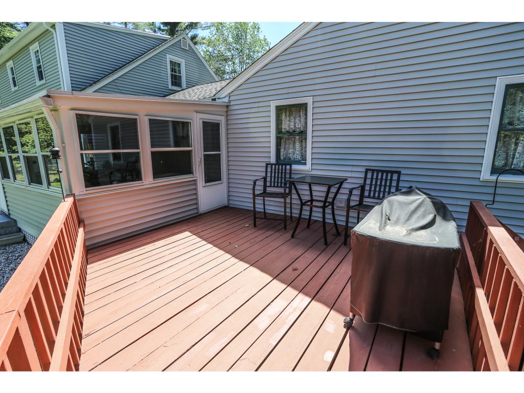 250 Back River Road Bedford, NH 03110 - Photo 16 of 20