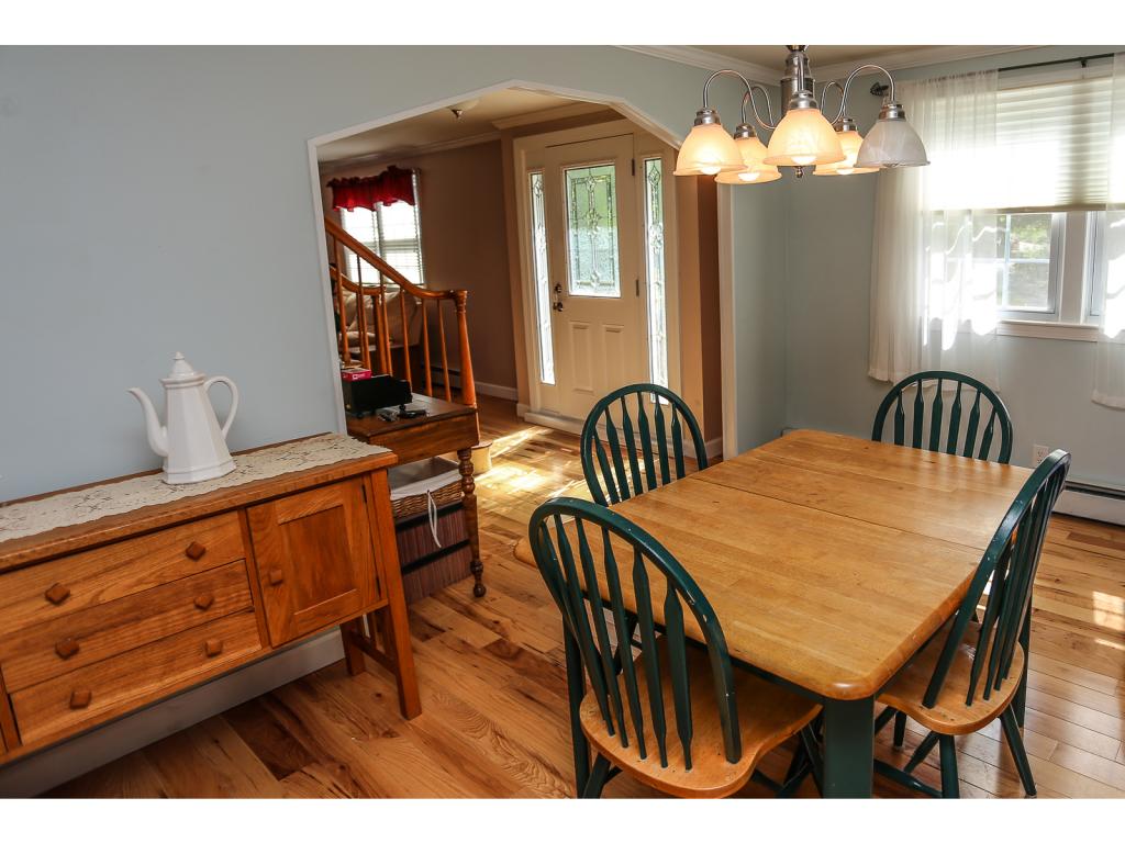 250 Back River Road Bedford, NH 03110 - Photo 3 of 20
