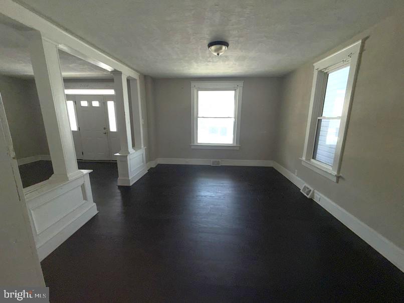 550 Baltimore Street Hanover, PA 17331 - Photo 6 of 16