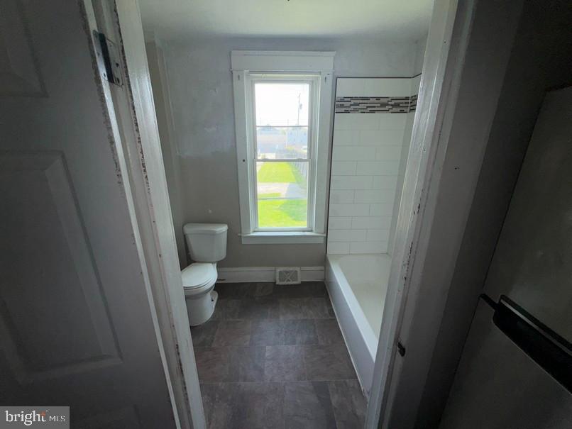 550 Baltimore Street Hanover, PA 17331 - Photo 9 of 16